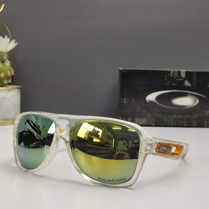 Picture of Oakley Sunglasses _SKUfw66124000fw